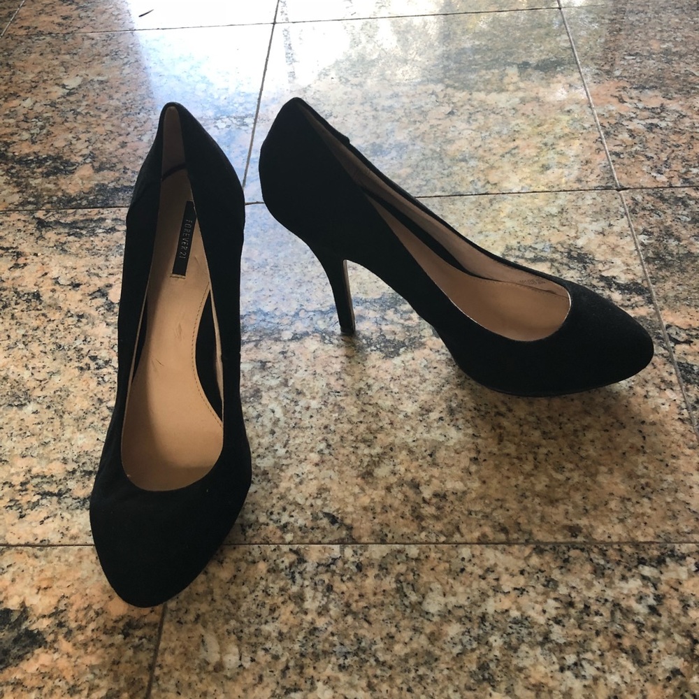 Sueded Man Made Stilettos -Forever 21 Black Sz 10